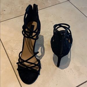 FOREVER 21 Black 4” heels size US 8.5